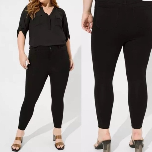 Torrid Bombshell Skinny Ponte Pant Black Sz 22 - Picture 8 of 11